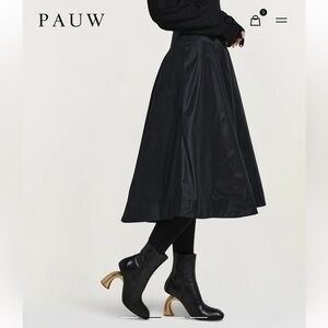 AUW Black Midi Skirt
